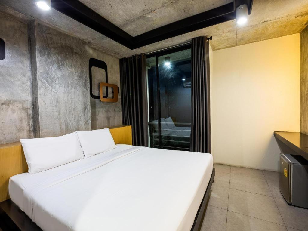 B2 South Pattaya Premier Hotel Екстер'єр фото