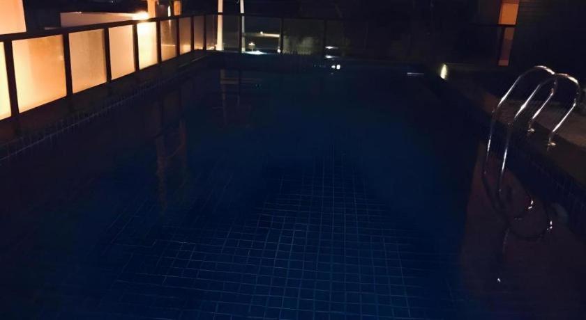 B2 South Pattaya Premier Hotel Екстер'єр фото