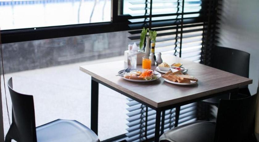 B2 South Pattaya Premier Hotel Екстер'єр фото