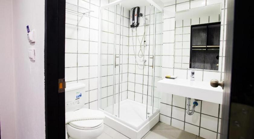 B2 South Pattaya Premier Hotel Екстер'єр фото